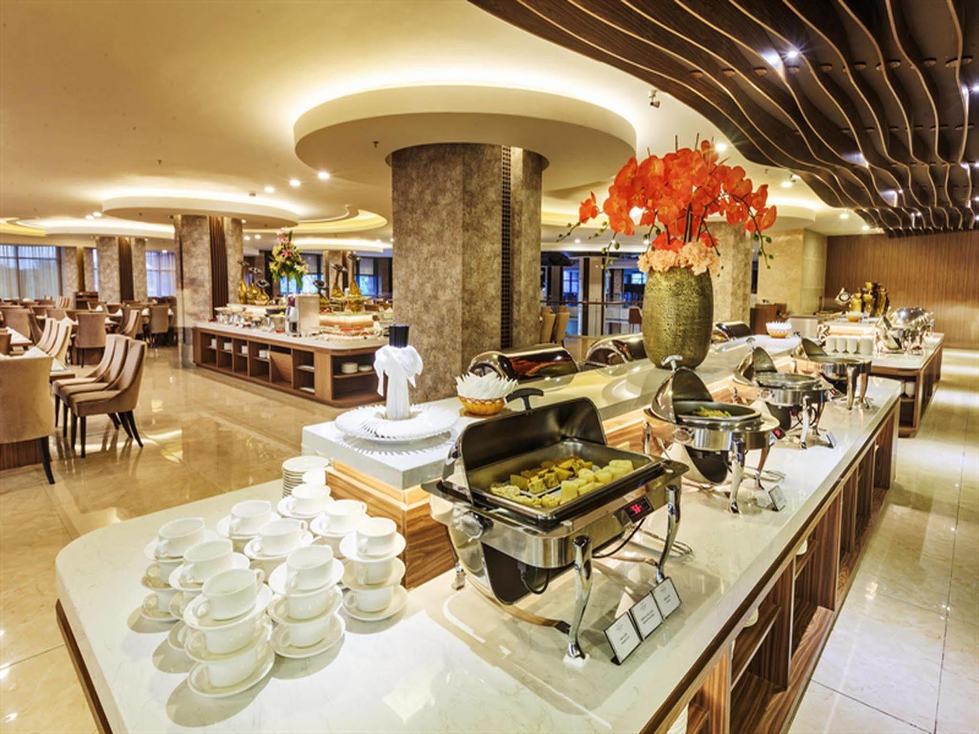 Muong Thanh Luxury Can Tho Hotel Buitenkant foto