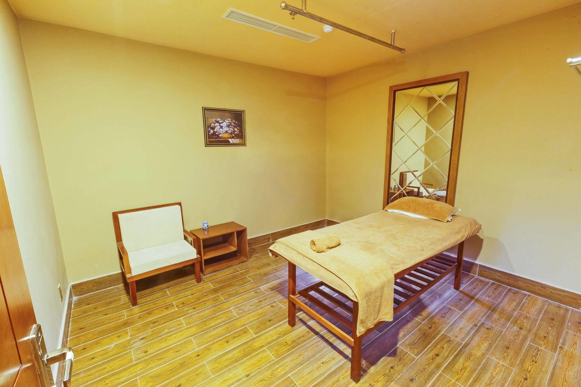 Muong Thanh Luxury Can Tho Hotel Buitenkant foto