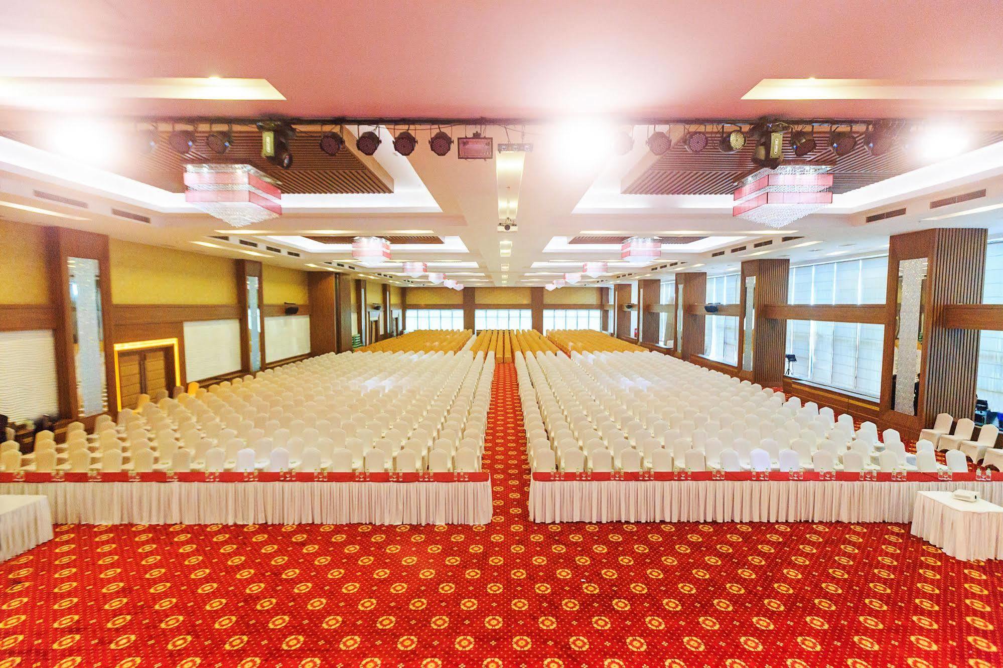 Muong Thanh Luxury Can Tho Hotel Buitenkant foto