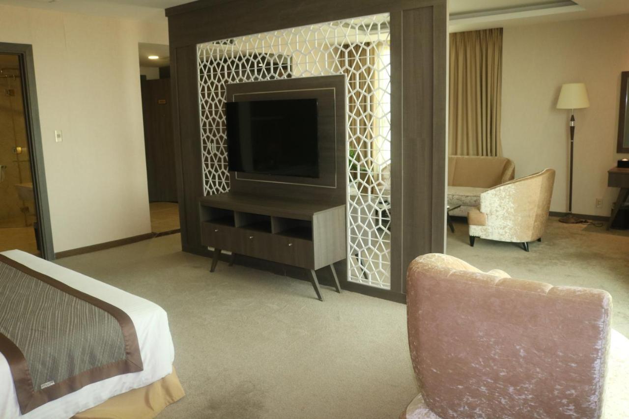 Muong Thanh Luxury Can Tho Hotel Buitenkant foto